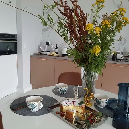 Marcelin Gold Wes Quality Apartment Posen