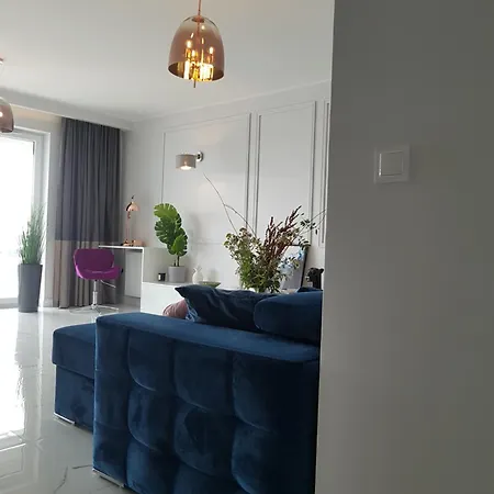 아파트 Marcelin Gold Wes Quality 포즈난