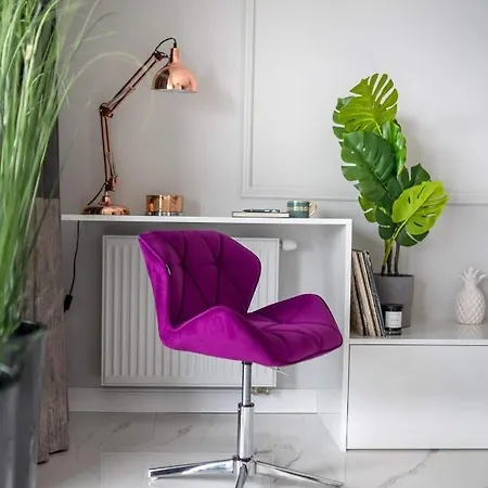 Marcelin Gold Wes Quality